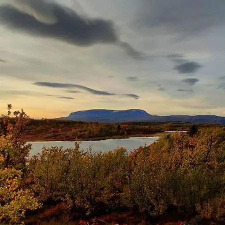 Hakkesetstolen Fjellstugu * Гейло