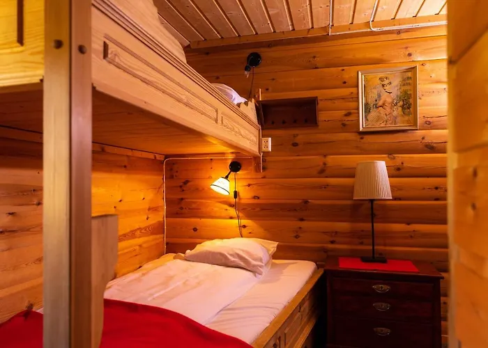 Hakkesetstolen Fjellstugu * Гейло